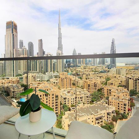 Stylish 2Br In Bellevue Pool, Gym & Burj Views Apartment Dubai Exterior photo