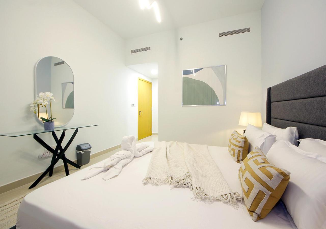 Stylish 2Br In Bellevue Pool, Gym & Burj Views Apartment Dubai Exterior photo