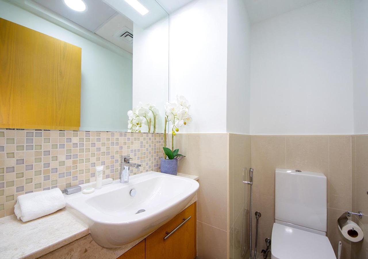 Stylish 2Br In Bellevue Pool, Gym & Burj Views Apartment Dubai Exterior photo