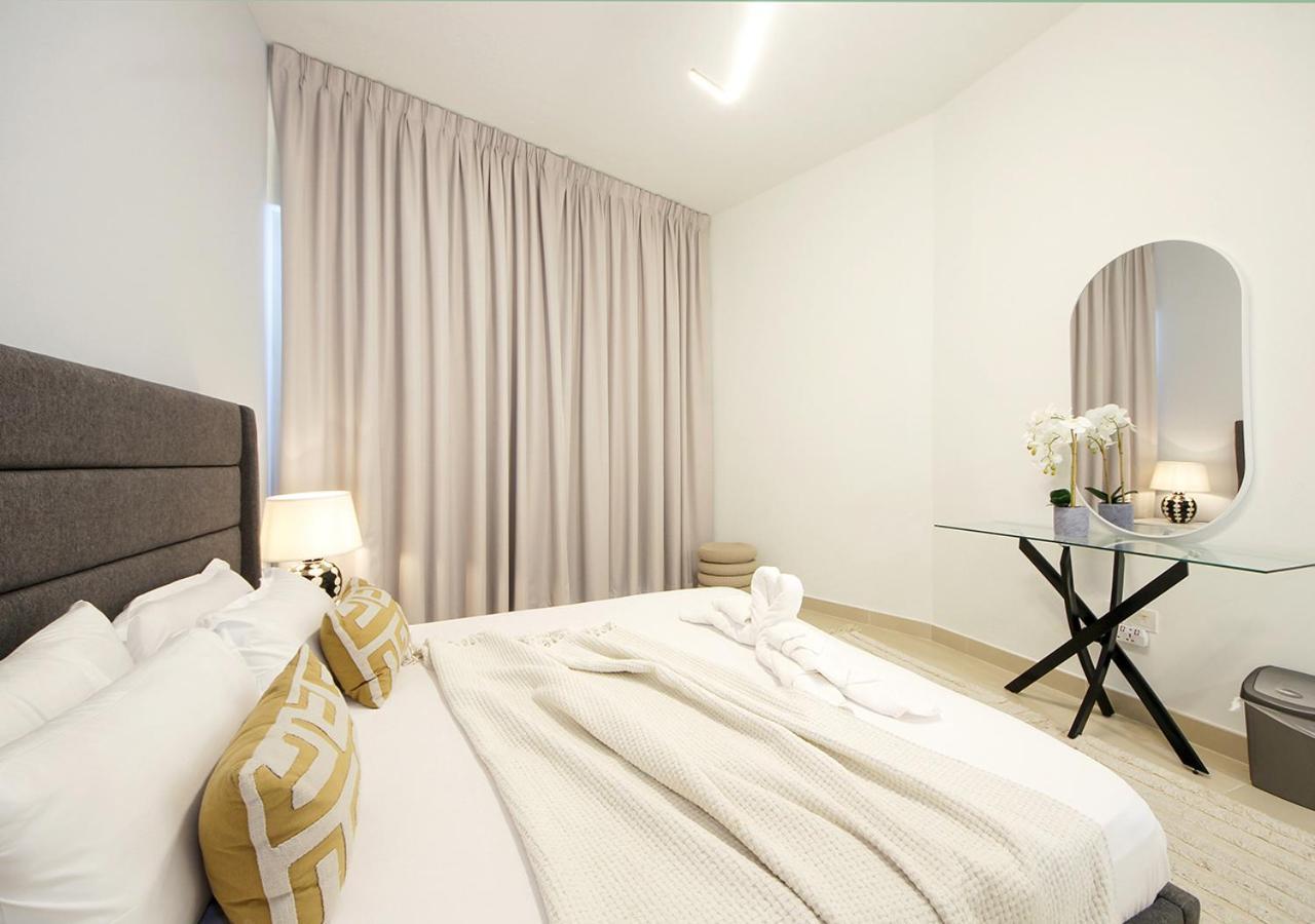 Stylish 2Br In Bellevue Pool, Gym & Burj Views Apartment Dubai Exterior photo