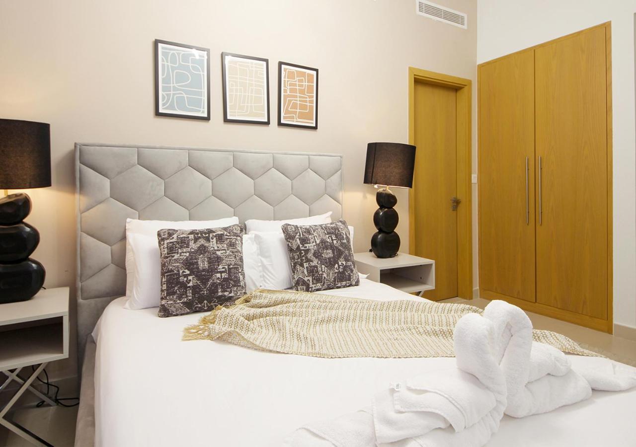 Stylish 2Br In Bellevue Pool, Gym & Burj Views Apartment Dubai Exterior photo